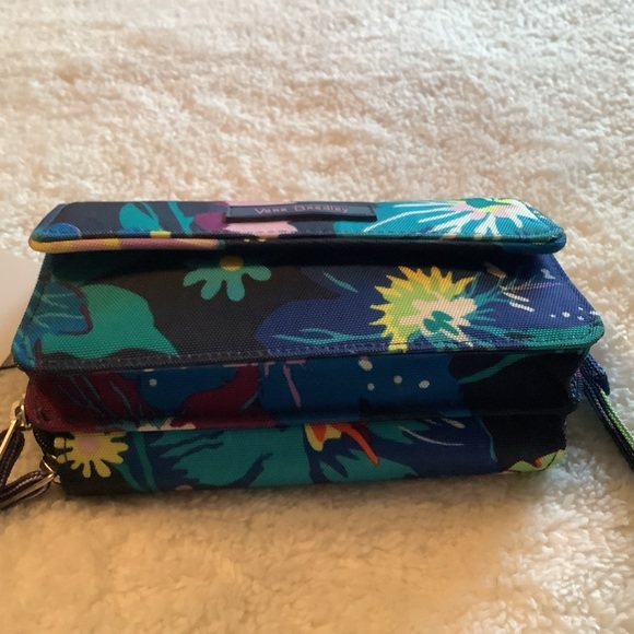 SoldVera Bradley RFID Lighten Up All In One Wallet - Picture 11 of 12
